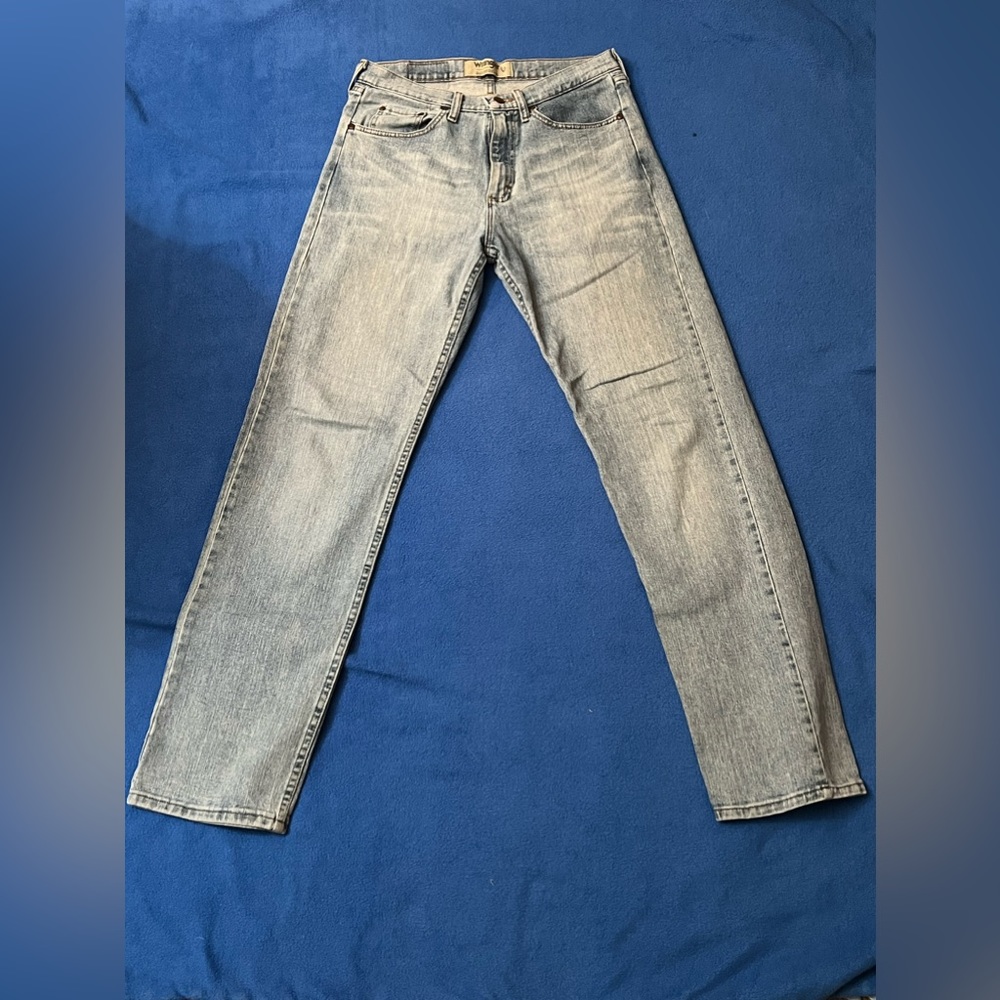 Vintage authentic Wrangler Straight leg jean, Waist 30 length 34. Inseam 31